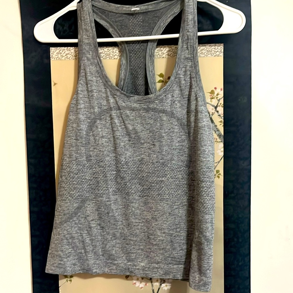 Lululemon Grey Tank Top swiftly tech